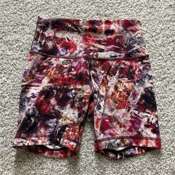 Lululemon Wunder Train High-Rise Short 6"
Urbantricity Multi - Picture 1 of 3